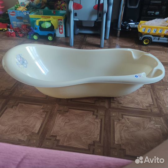 Детская ванночка для купания с горкой