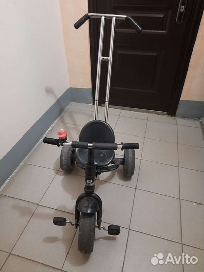 Детский трехколесный велосипед бу