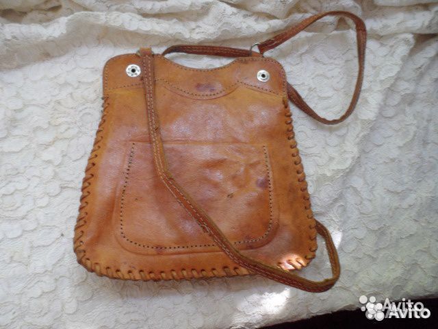 Сумочка из кожи зебу