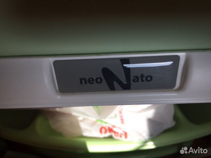 Пеленальный столик Neonato с ванночкой