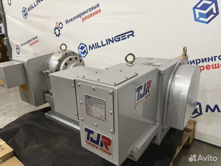 Наклонно-поворотный стол с чпу FHR(s) -255CL