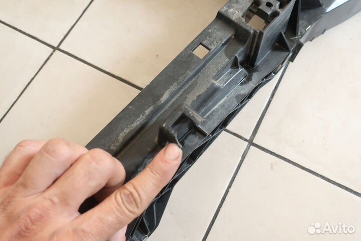 Передняя панель - телевизор Skoda Karoq