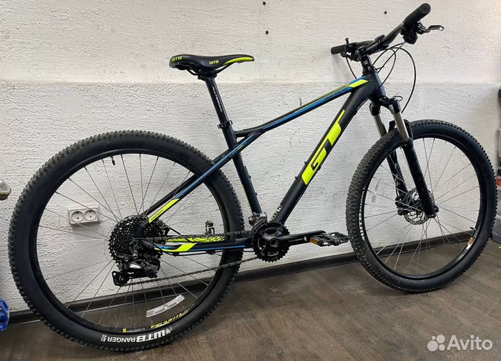 Горный GT Avalanche Expert 27,5 (RockShox/Deore)