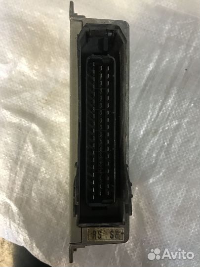 Блок управления двс Opel Vectra B 1.8 X18XE