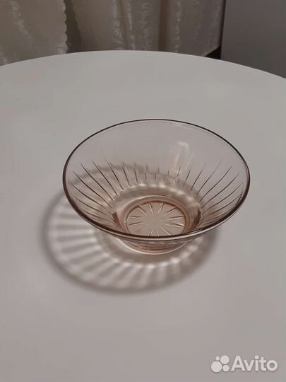 Салатник. Винтаж. Цветное стекло