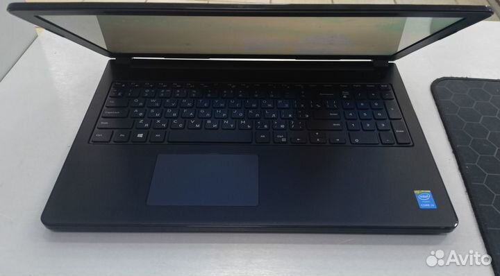 Ноутбук dell Inspiron 15 на Intel Core i3