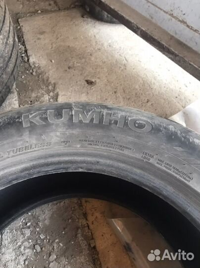 Kumho 722 255/55 R18