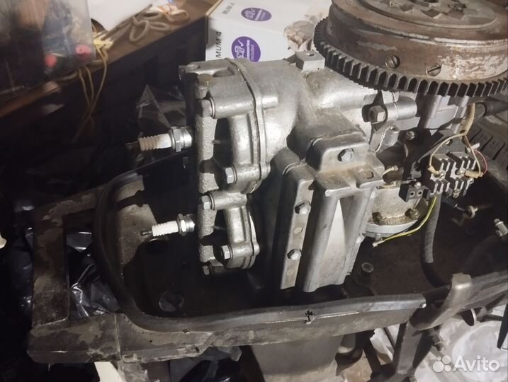 Лодочный мотор 