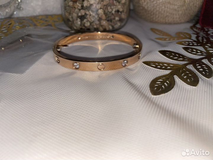 Браслет с отверткой