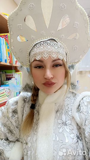 Няня, воспитатель