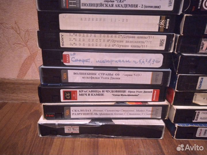 Видеокассеты