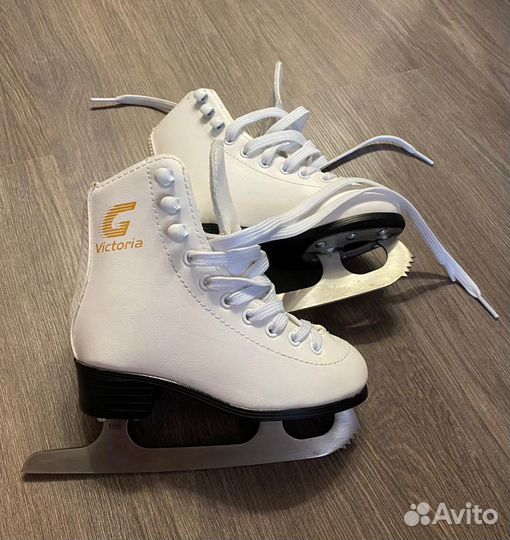 Коньки для девочки 16,5 cm размер 27 Graf Victoria