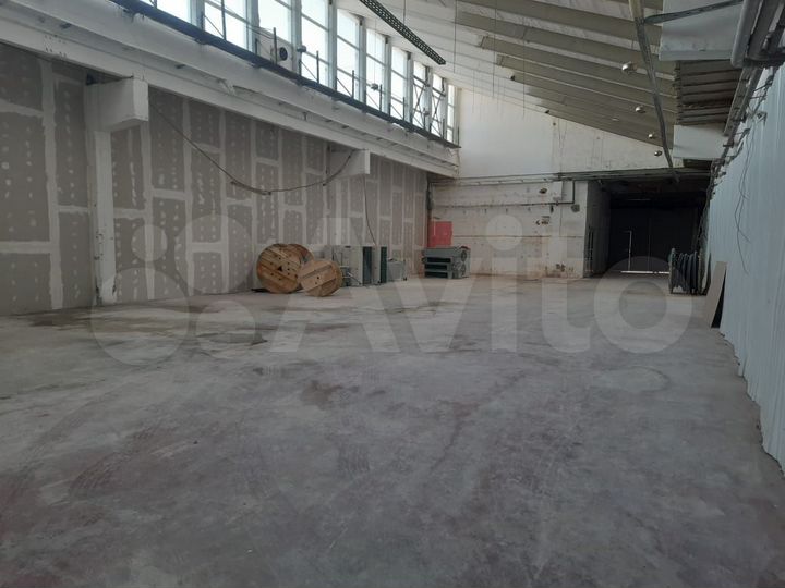 Склад, 1663 м²