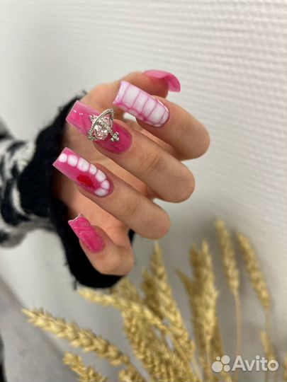 Наращивание ногтей