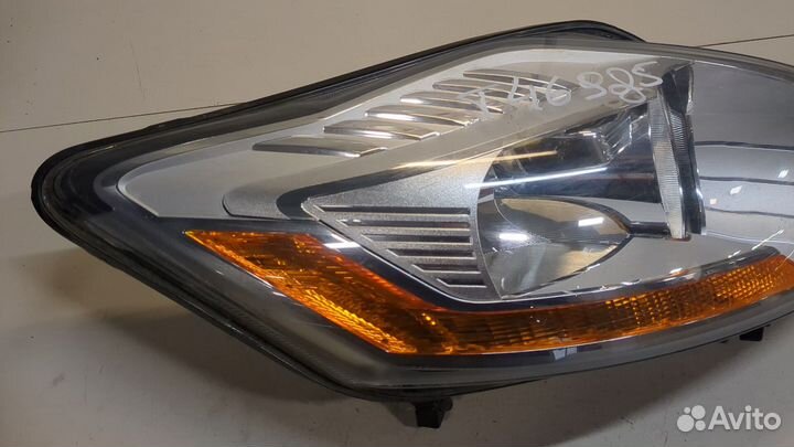 Фара (передняя) Ford Kuga, 2012