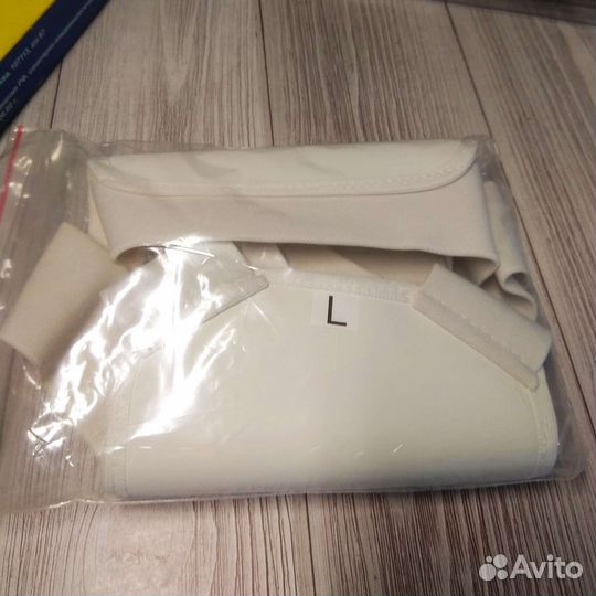 Бандаж на коленный сустав и корсет для осанки