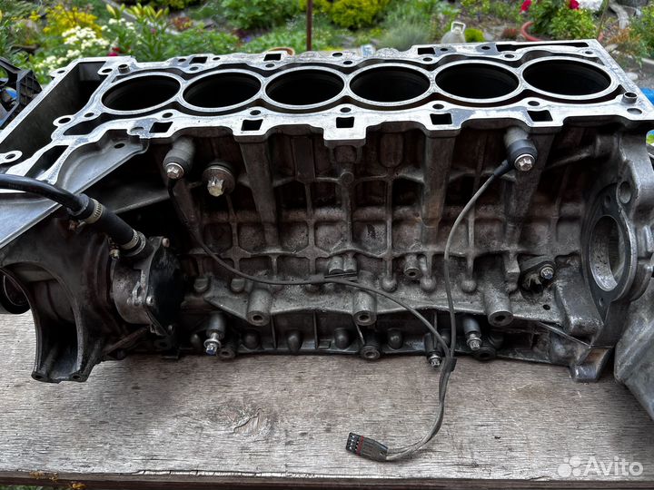 Блок гильзованный N52B30