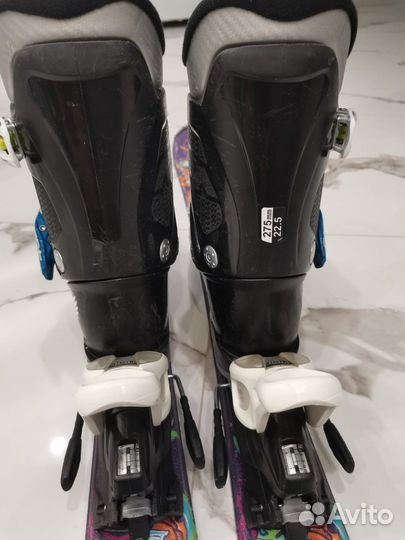 Горнолыжные ботинки и лыжи в комплекте