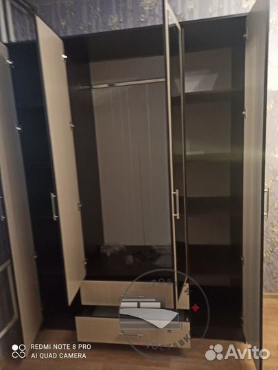 Шкаф распашной