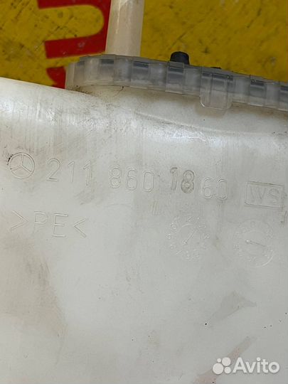 Бачок омывателя Mercedes-Benz E-Class W211