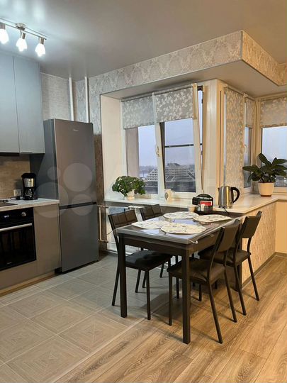 2-к. квартира, 60,5 м², 8/9 эт.