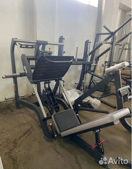 Жим ногами AR035