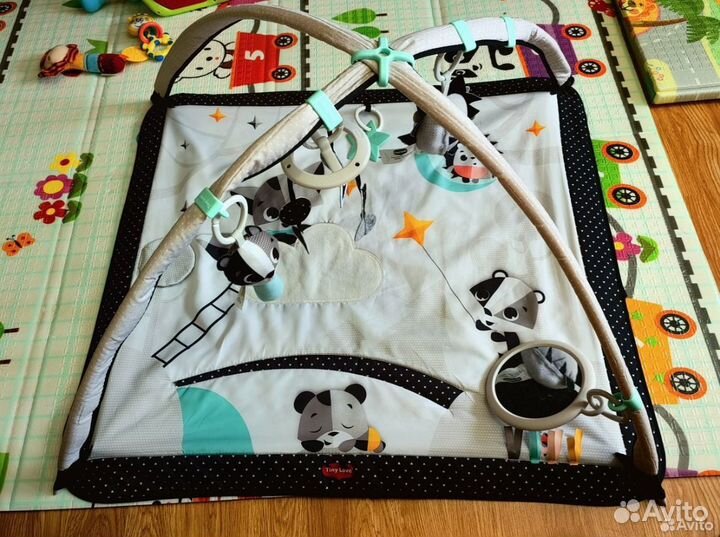 Развивающий коврик tiny love день и ночь