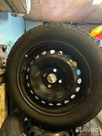 R15 Nokian Tyres Nordman RS2 185/65, PCD 4x112 DIA 12