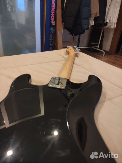 Электрогитара Fender squier stratocaster