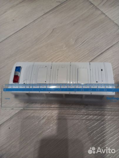 Машинки металлические