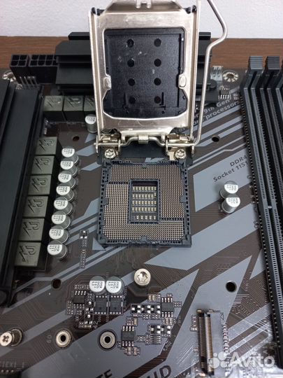 Материнская плата gigabyte Z390 UD