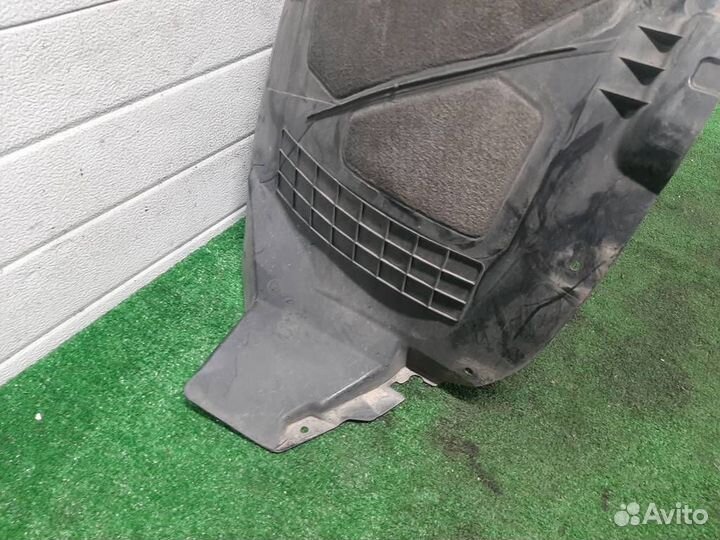 Подкрылок передний левый Opel Zafira C 2014