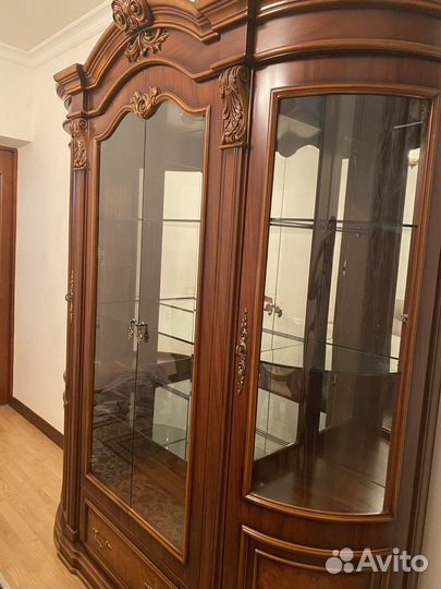 Стенка горка в гостиную