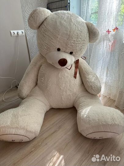 Большие плюшевые медведи