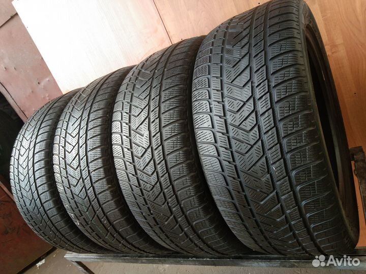 Pirelli Scorpion Winter 275/45 R20