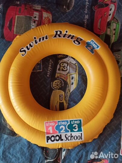 Детский надувной жилет и круг для плавания
