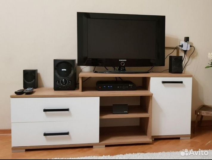 Тумба под телевизор «Парус-3»