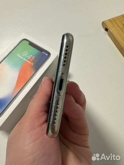 iPhone X, 64 ГБ