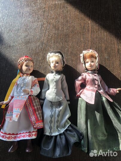 Куклы фарфоровые