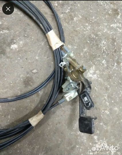 Трос капота, лючка и крышки багажника Geely MK