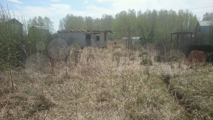 Дача 20 м² на участке 6 сот.