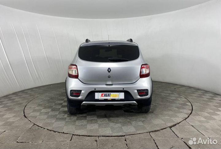 Renault Sandero Stepway 1.6 МТ, 2015, 107 750 км