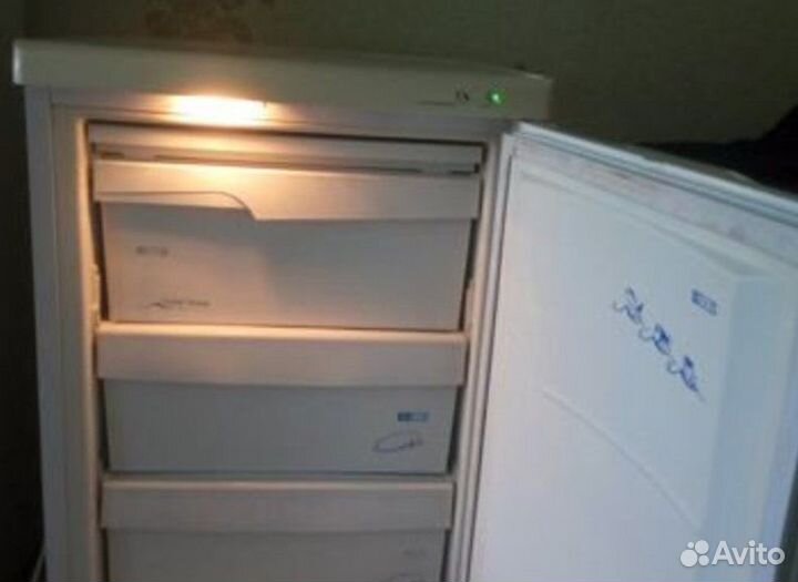 Морозилка Pozis мини 85см, 130л, в отл соcтоянии