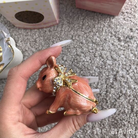 Шкатулка поросенок со стразами Swarovski Elements