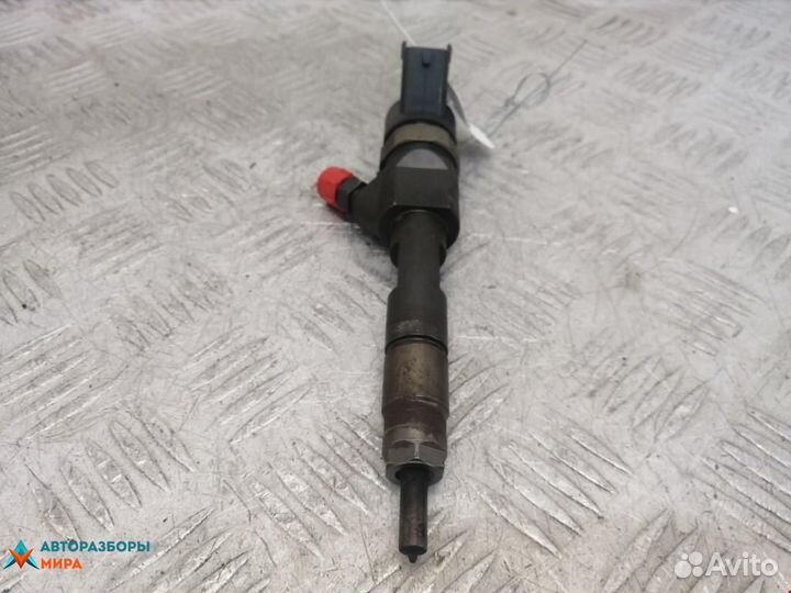 Форсунка Renault Scenic 2 рест. 2007 8200389369