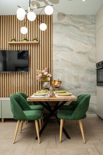 2-к. квартира, 55 м², 3/3 эт.