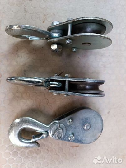 Крюк с блоком в сборе