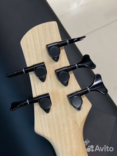 5-струнная бас гитара Sunsmile SE5-720