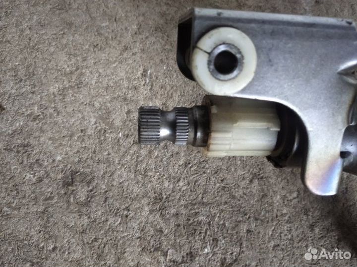 Рулевая колонка Toyota Avensis II 2003-2008