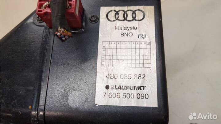 Сабвуфер Audi A6 (C5), 2003